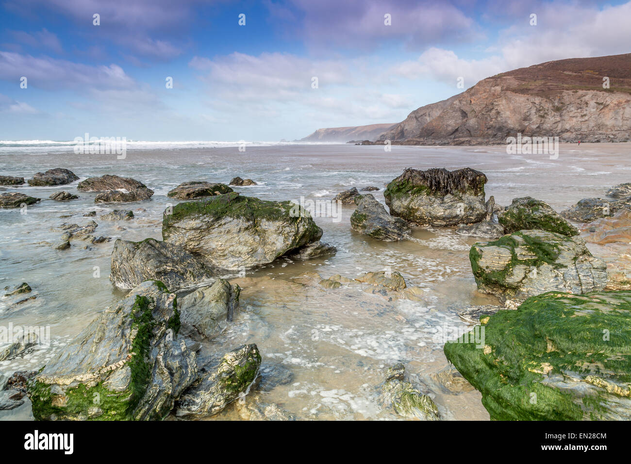 Rock pools sur Porthtowan beach Banque D'Images