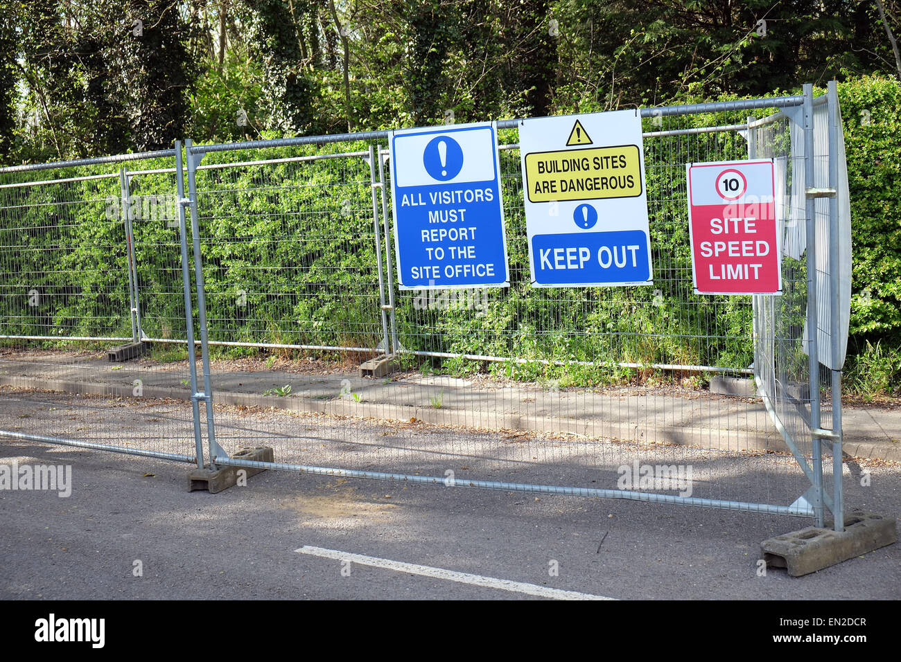 Les travaux routiers pour le remplacement du pont sur la rive entre Trumpington Grantchester et Cambridge. 25 avril 2015 Banque D'Images