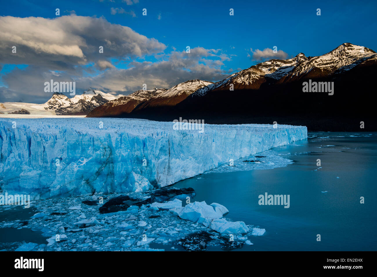 Glaciar Perito Moreno, Parque Nacional Los Glaciares, Santa Cruz, Argentine Banque D'Images
