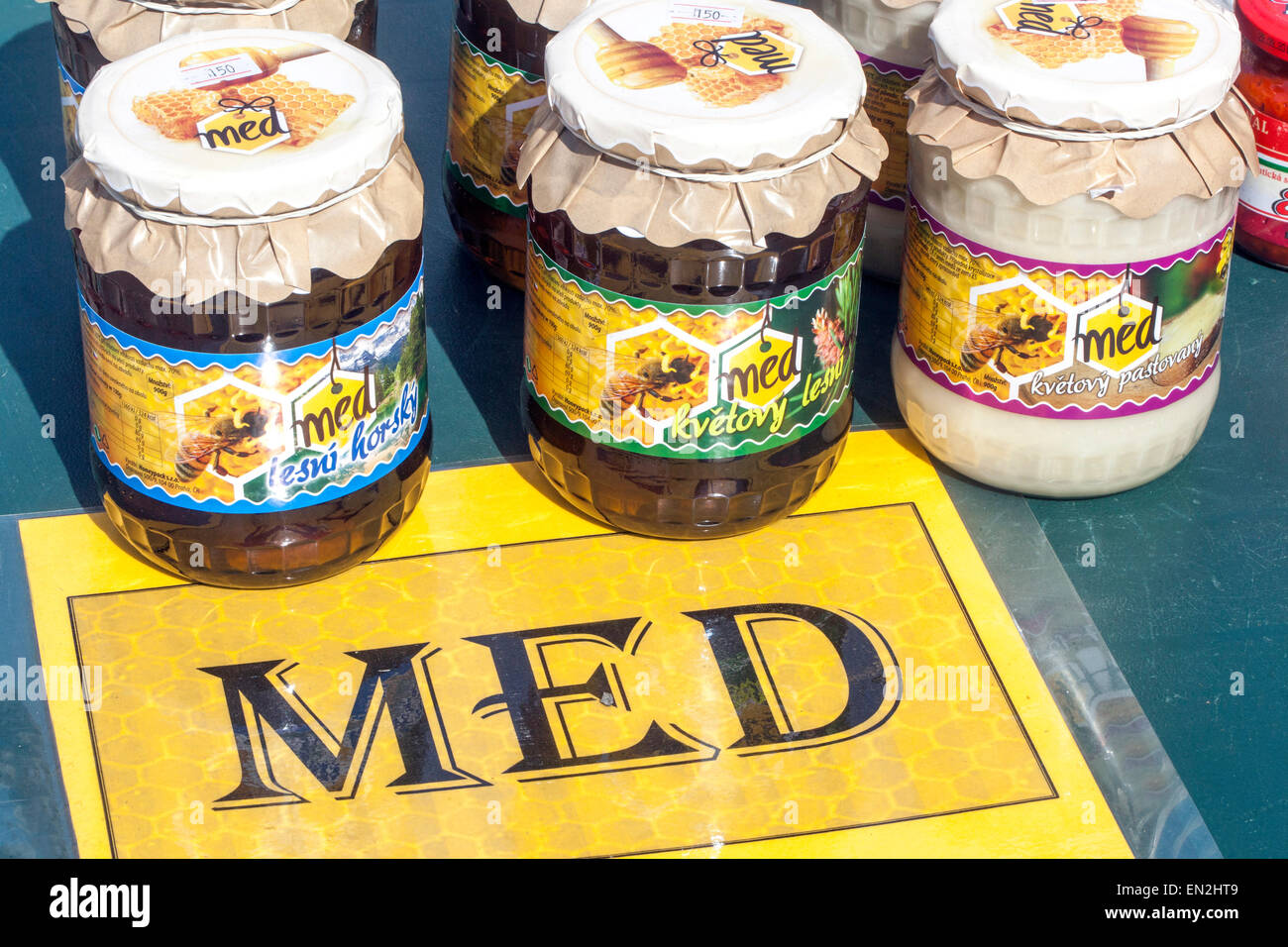 République tchèque le miel dans un verre vendus sur le marché à la ferme Banque D'Images