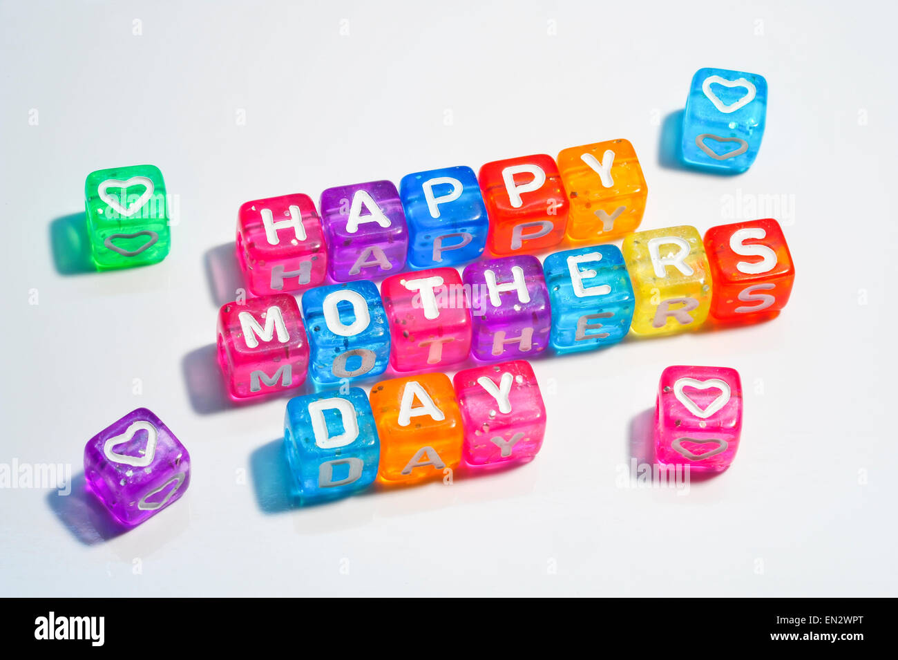 Je t'aime Maman - Fête des mères image - petites perles colorées Banque D'Images