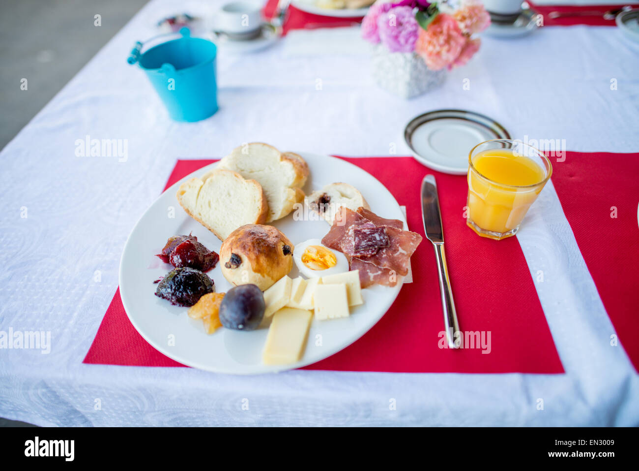 Le petit déjeuner traditionnel Suisse Banque D'Images