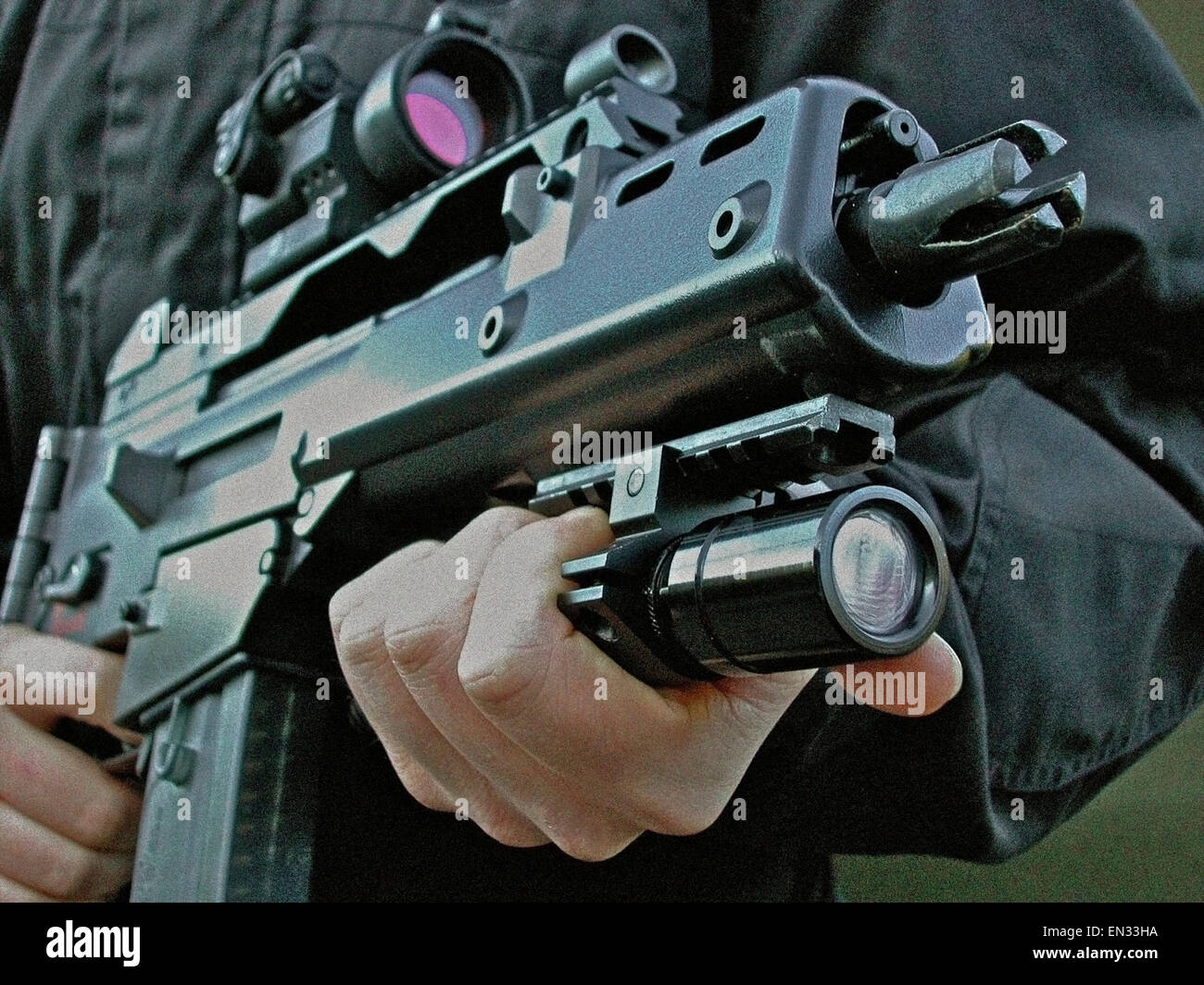 Un Heckler & Koch G36 C (5,56 mm x 45 calibre OTAN fusil d'assaut au gaz) favorisée par la la loi (Police). Il a les dimensions d'une mitraillette combiné avec la capacité de pénétration du calibre 5,56 OTAN. Banque D'Images
