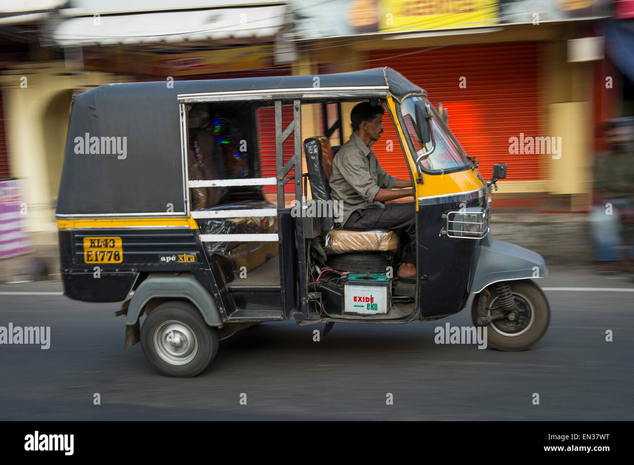 Pousse-pousse à moteur, Kochi, Cochin, Kerala, Inde Banque D'Images