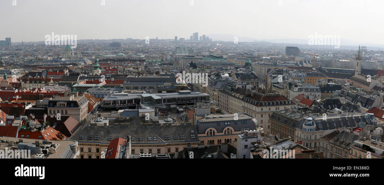 Vue panoramique sur les toits de la première circonscription, Vienne, Autriche Banque D'Images