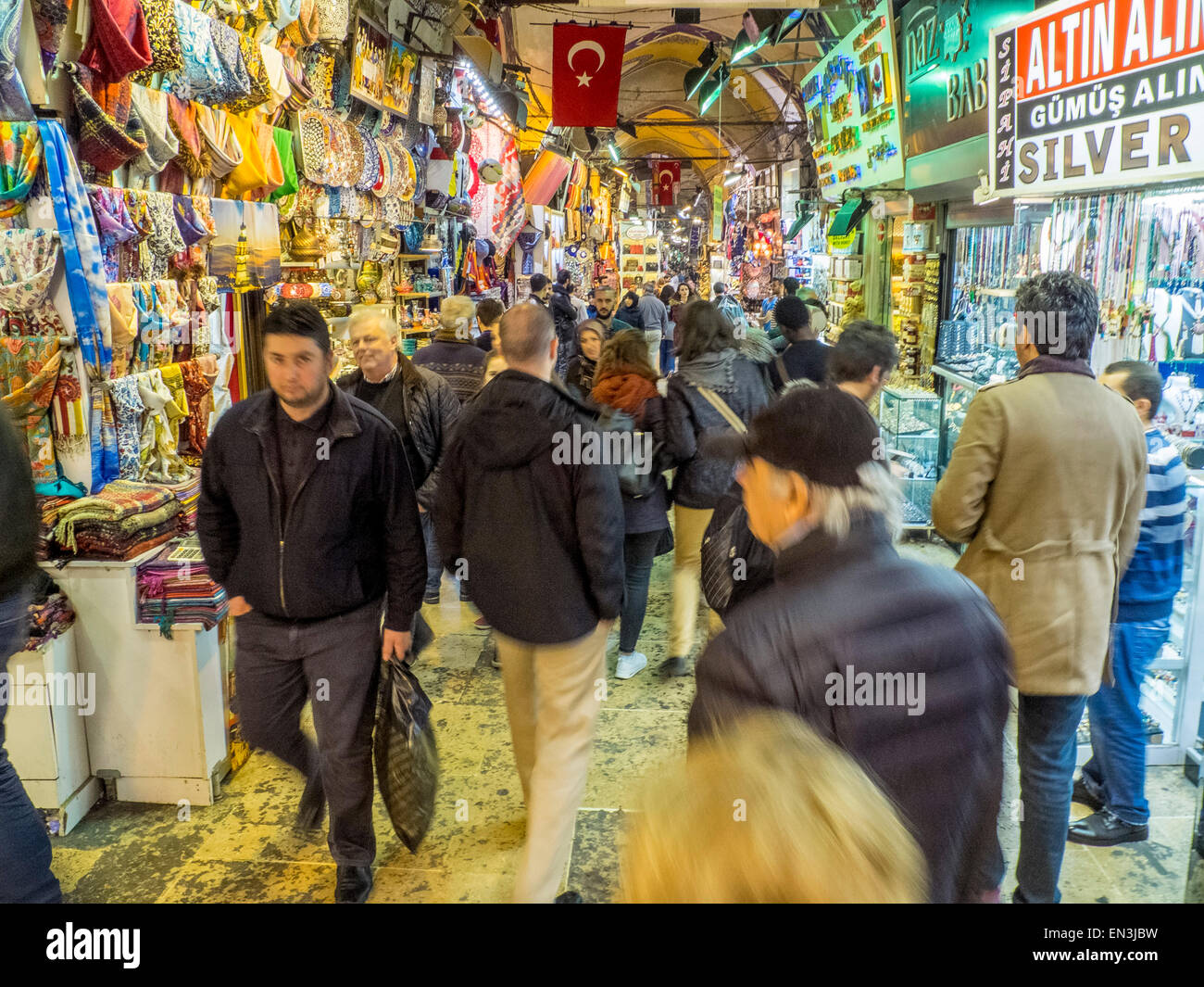 Les touristes au Bazar, Istanbul, Turquie Banque D'Images