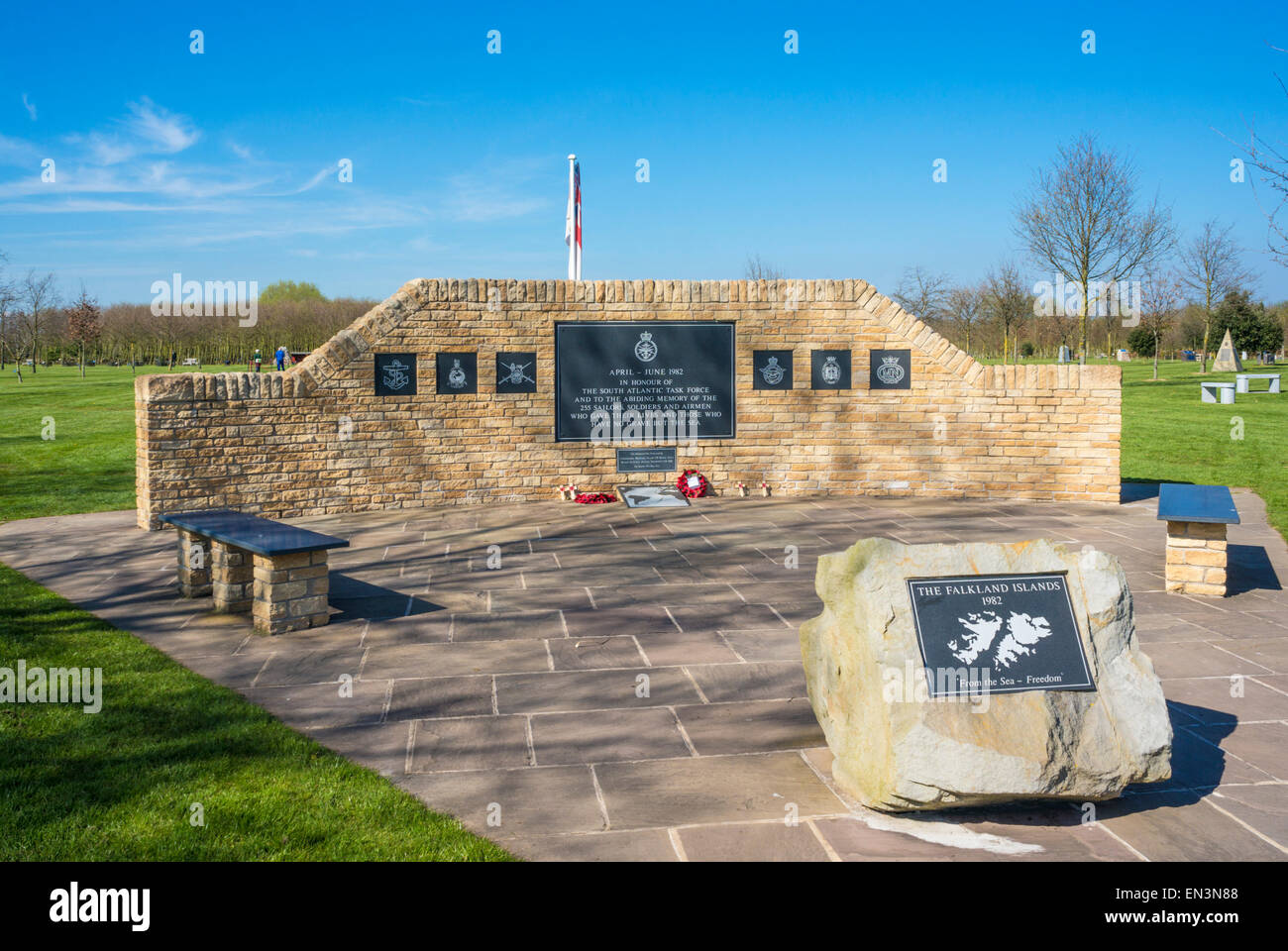 Mémorial de la guerre des Malouines National Memorial Arboretum Alrewas Staffordshire England UK GB EU Europe Banque D'Images