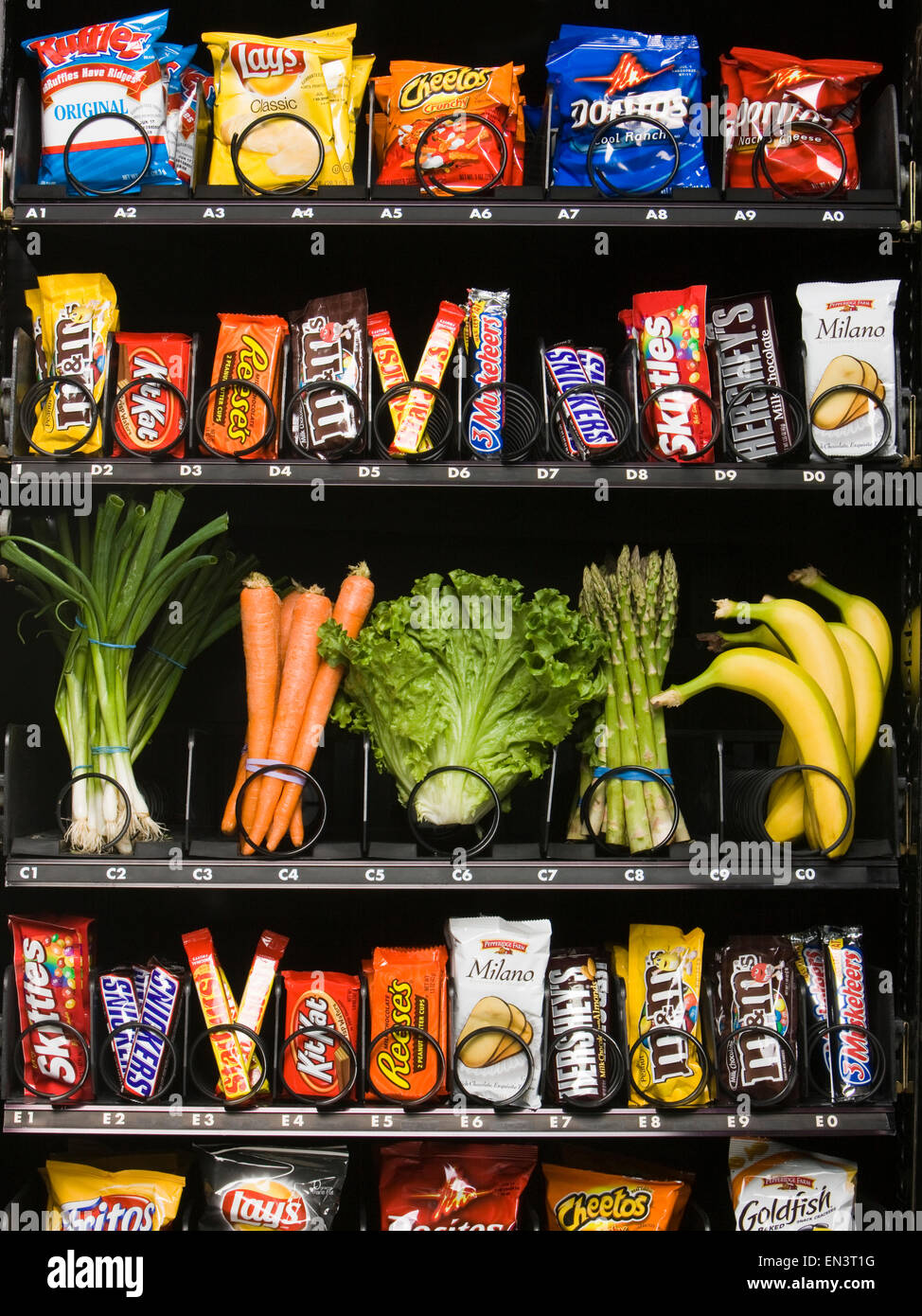 Vending machine fruit Banque de photographies et d'images à haute  résolution - Alamy