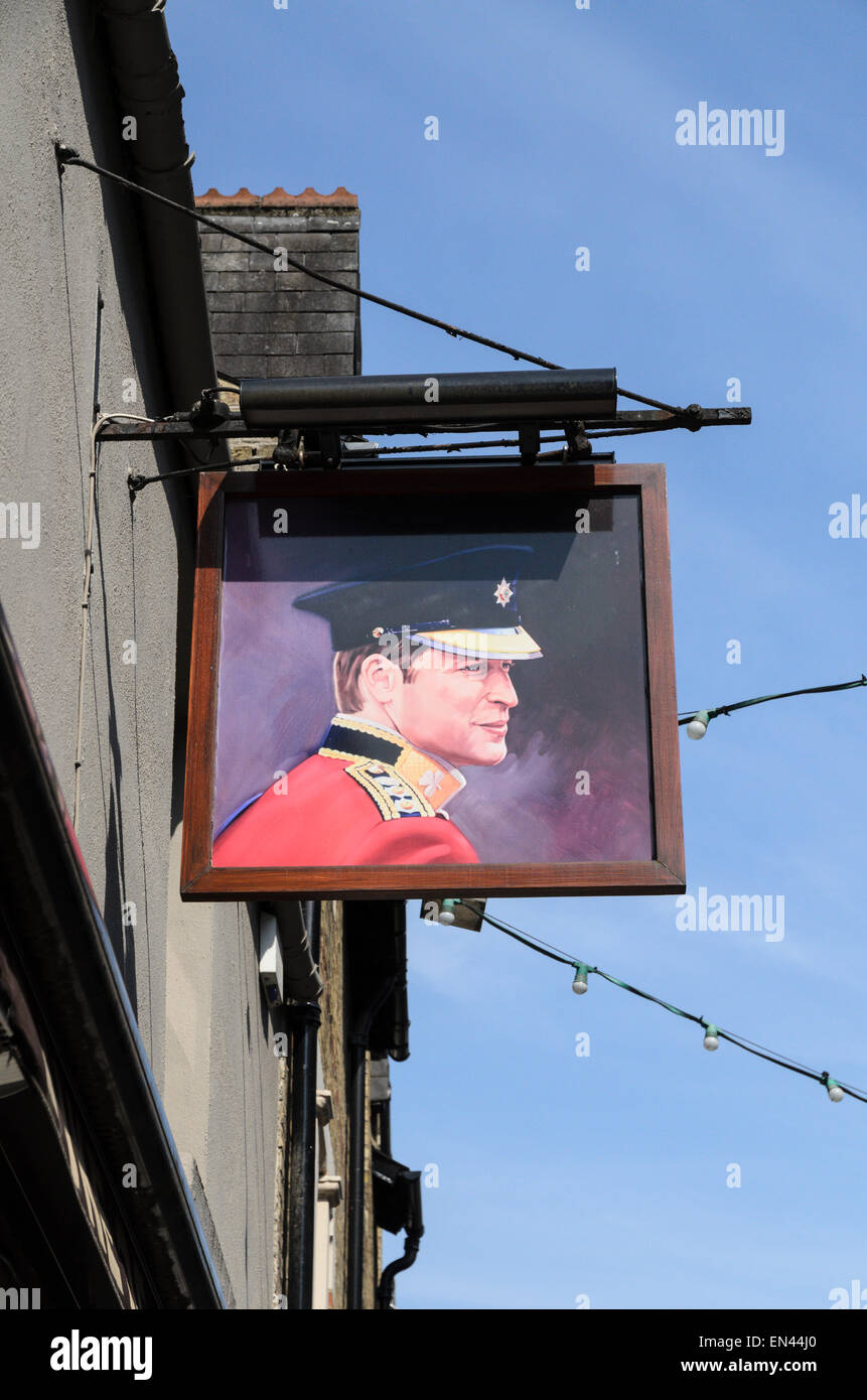 Le signe extérieur de la duc de Cambridge Bar dans peu de Clarendon Street, Oxford, Royaume-Uni représente le Prince William. Banque D'Images