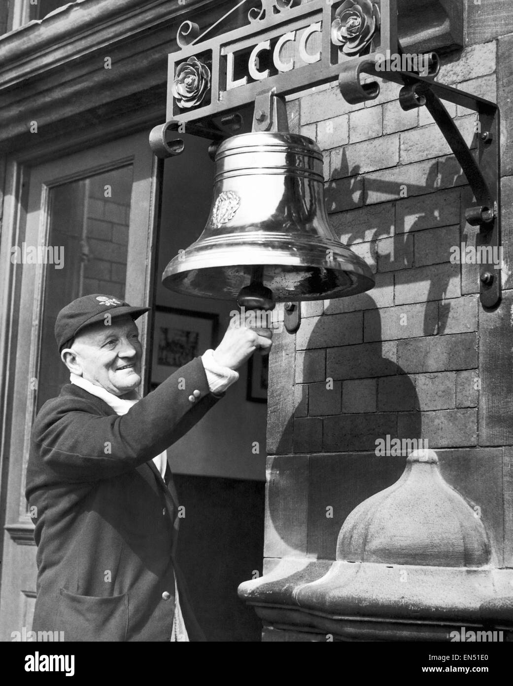 Cloche hats Banque de photographies et d'images à haute résolution - Alamy