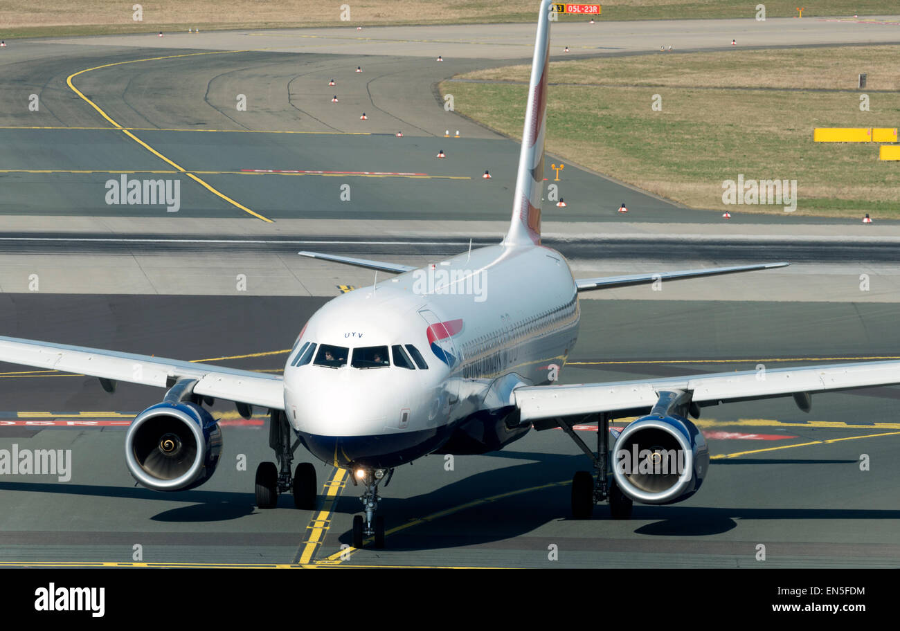 British Airways Airbus A320 avion de passagers, Düsseldorf, Rhénanie du Nord-Westphalie, Allemagne. Banque D'Images