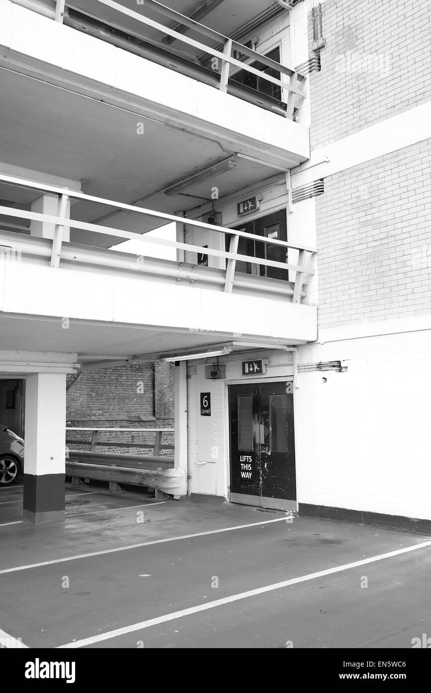 Plusieurs étages dans le centre de Bristol, le 25 avril 2015 Banque D'Images