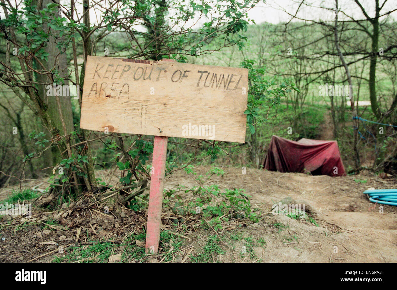 Flywood Aviation Anti Camp, où l'éco guerriers sont en ce moment creusé dans, pour protester contre un projet de 2e piste pour l'aéroport de Manchester, 11 avril 1997. Banque D'Images