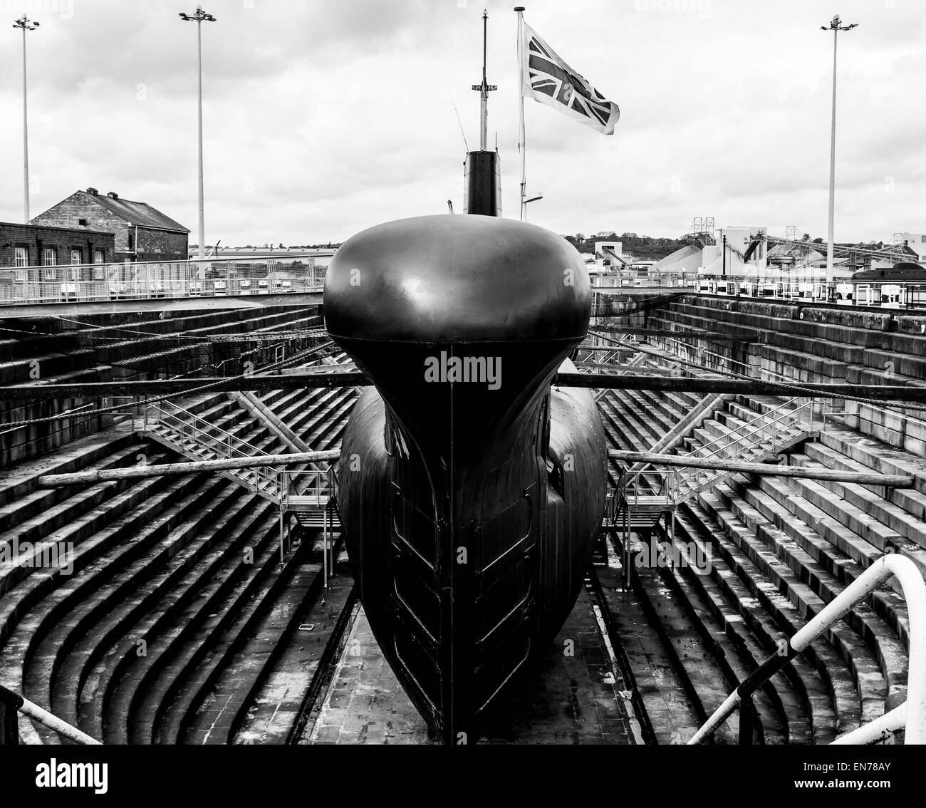 Le HMS Ocelot (S17) est un sous-marins de classe de sous-marins diesel-électrique lancé en 1962 en cale sèche à Cran-gevrier Banque D'Images