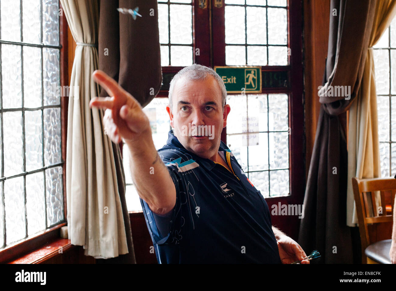 Phil Taylor de la 'puissance', 16x champion du monde de fléchettes dans la formation de Londres. Banque D'Images