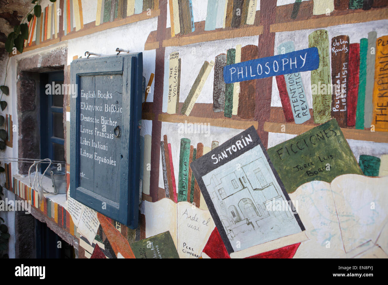 Boutique Bibliothèque à Oia, Santorin, Grèce Banque D'Images