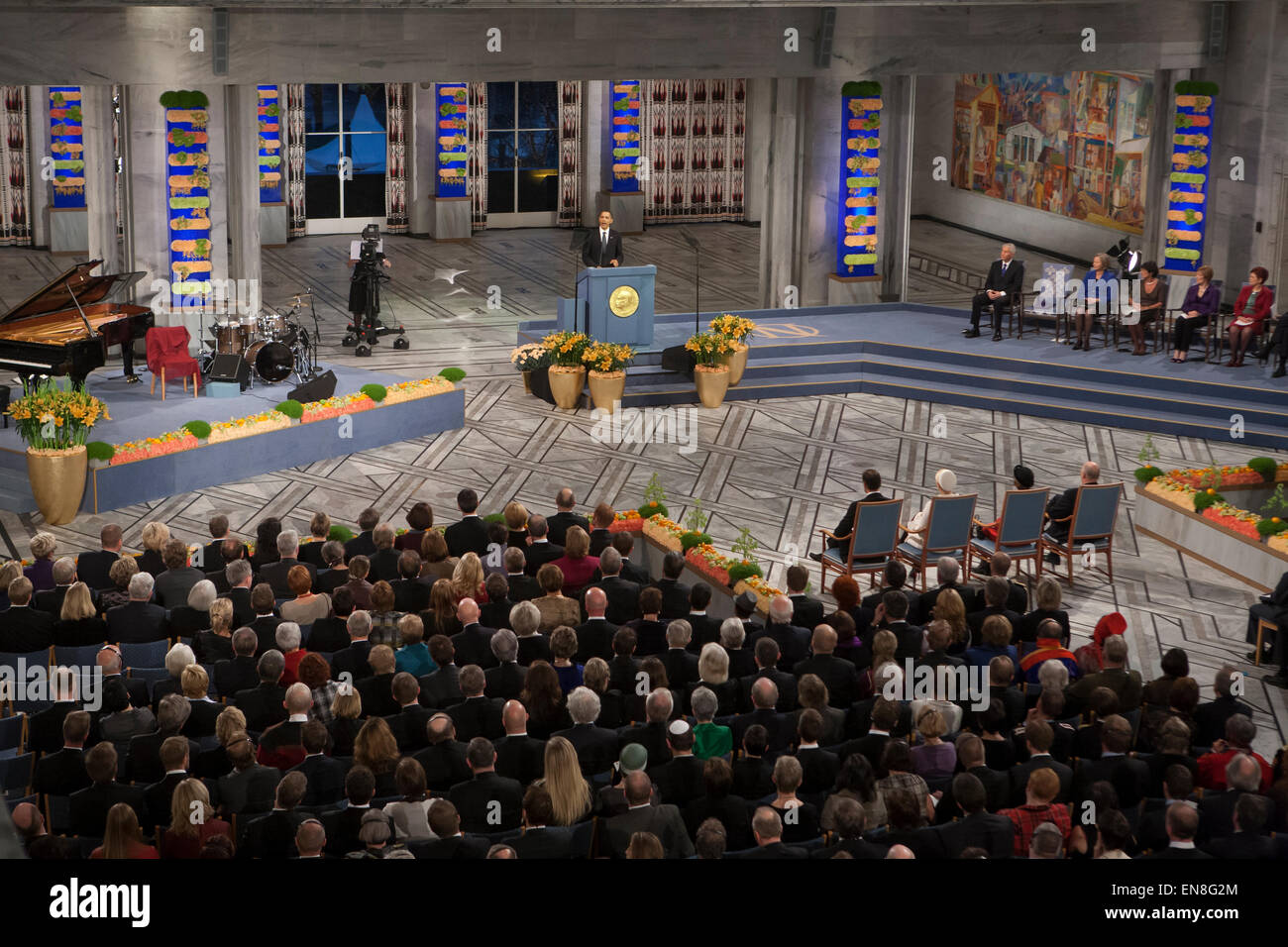 Le président Barack Obama propose le Prix Nobel de la paix discours d'acceptation à l'Hôtel de Ville d'Oslo à Oslo. (Photo by Scott London) Banque D'Images