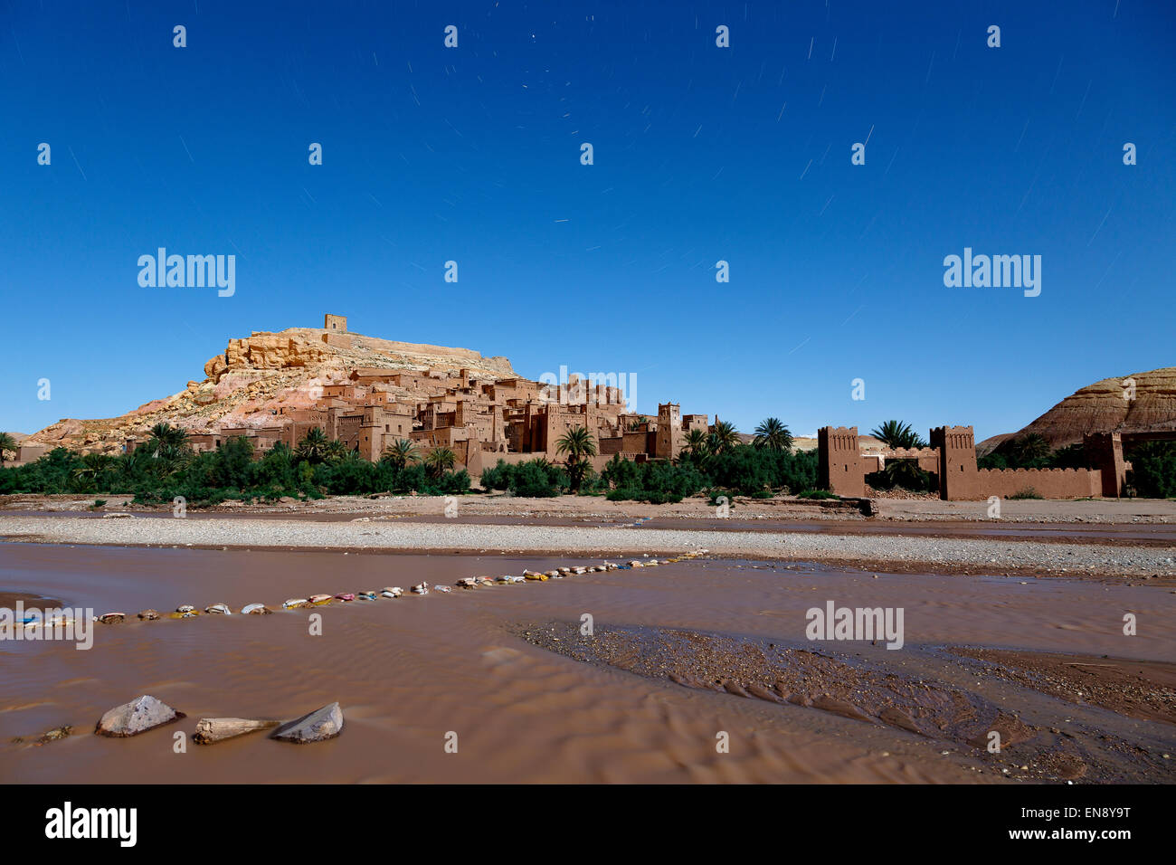 Ait Ben Haddou la nuit. Le Maroc. L'Afrique du Nord. Afrique du Sud Banque D'Images