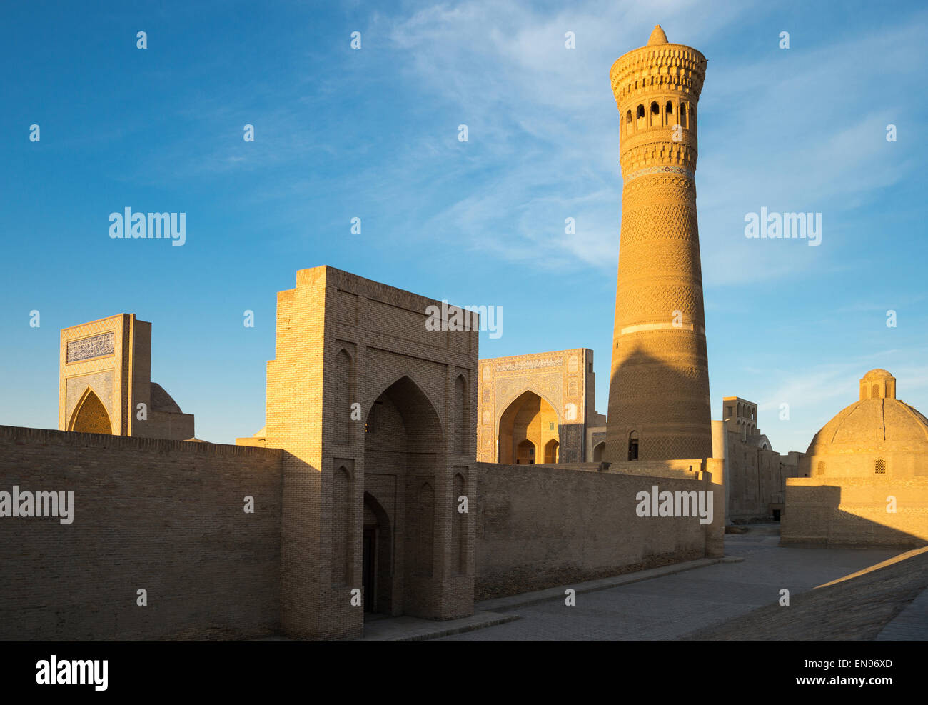 L'Ouzbékistan, Boukhara, le minaret et la mosquée Kalon Banque D'Images