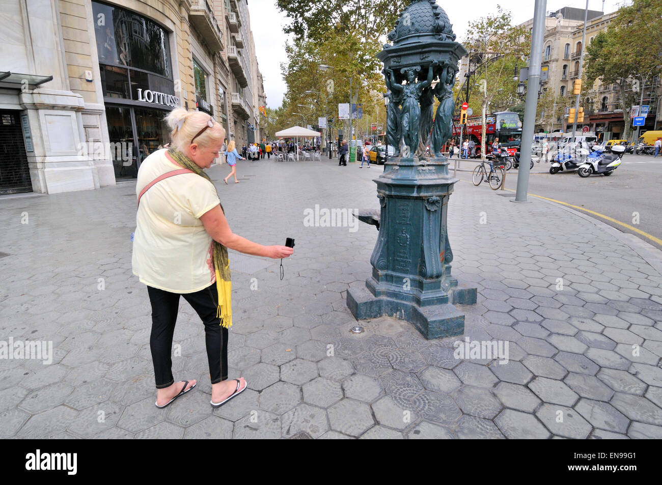 Fontaine Wallace, Passeig de Gracia- Gran Via, Barcelone. La Catalogne. L'Espagne. Banque D'Images
