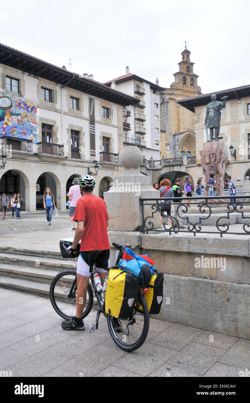 Plaza de Los Fueros, Gernika, Gernika-Lumo, Gascogne, Pays Basque, Espagne. Banque D'Images