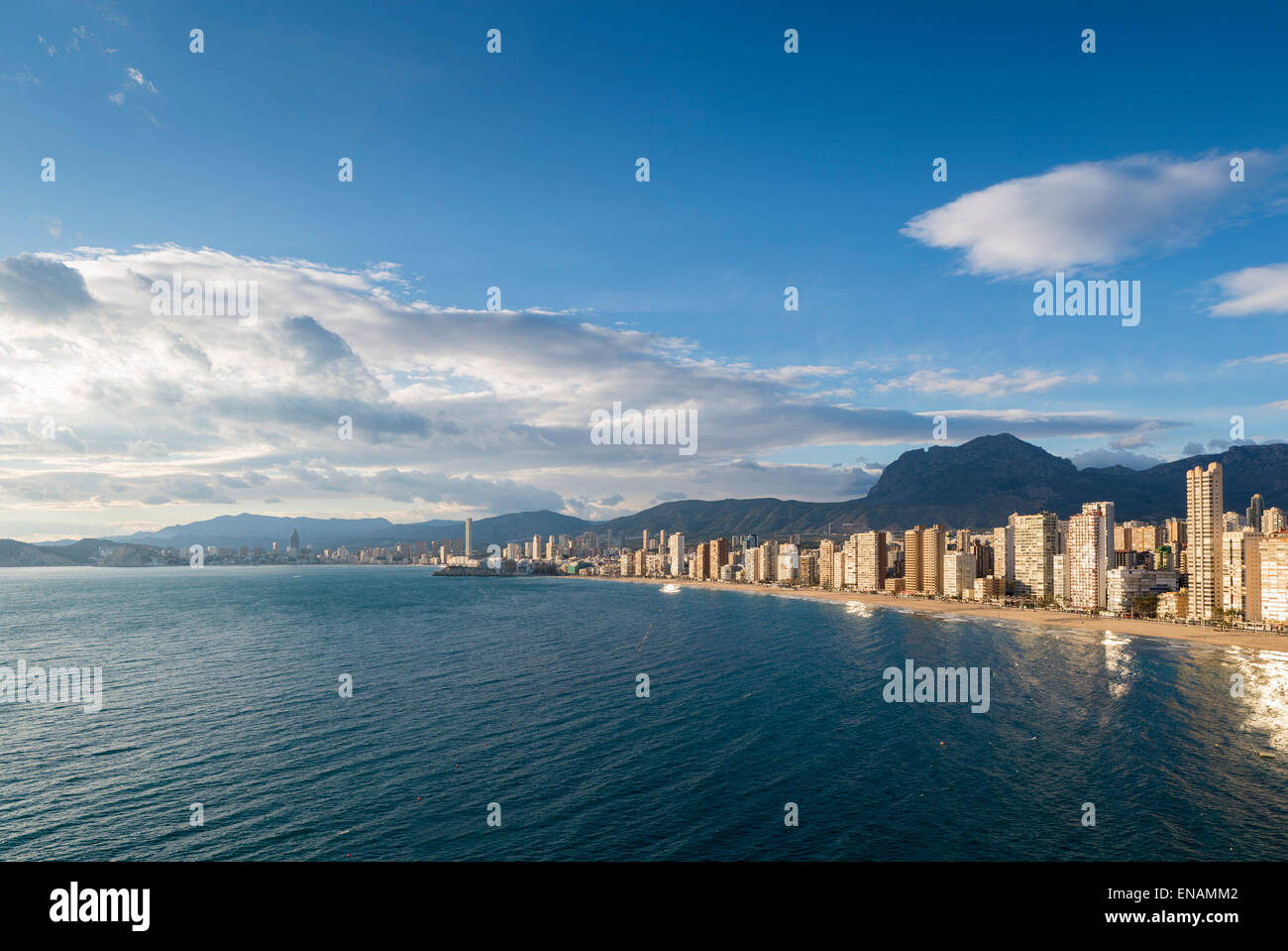L'horizon de Benidorm sur la Costa Blanca Banque D'Images