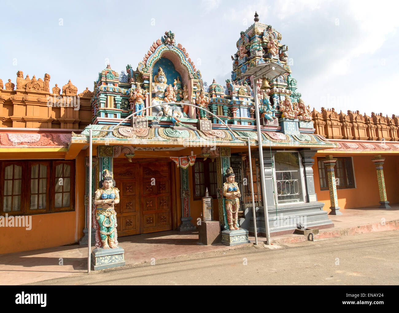 Temple hindou en ville d'Haputale, district de Badulla, Province d'Uva, au Sri Lanka, en Asie Banque D'Images