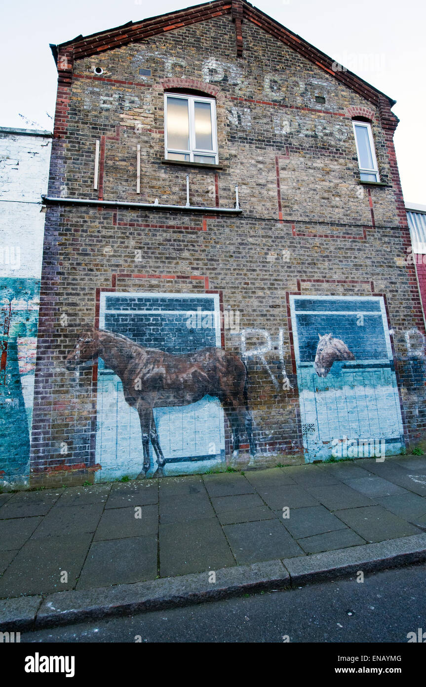 Mauleverer murale Route à Brixton par Jane Gifford et Ruth en 1983 Banc Banque D'Images