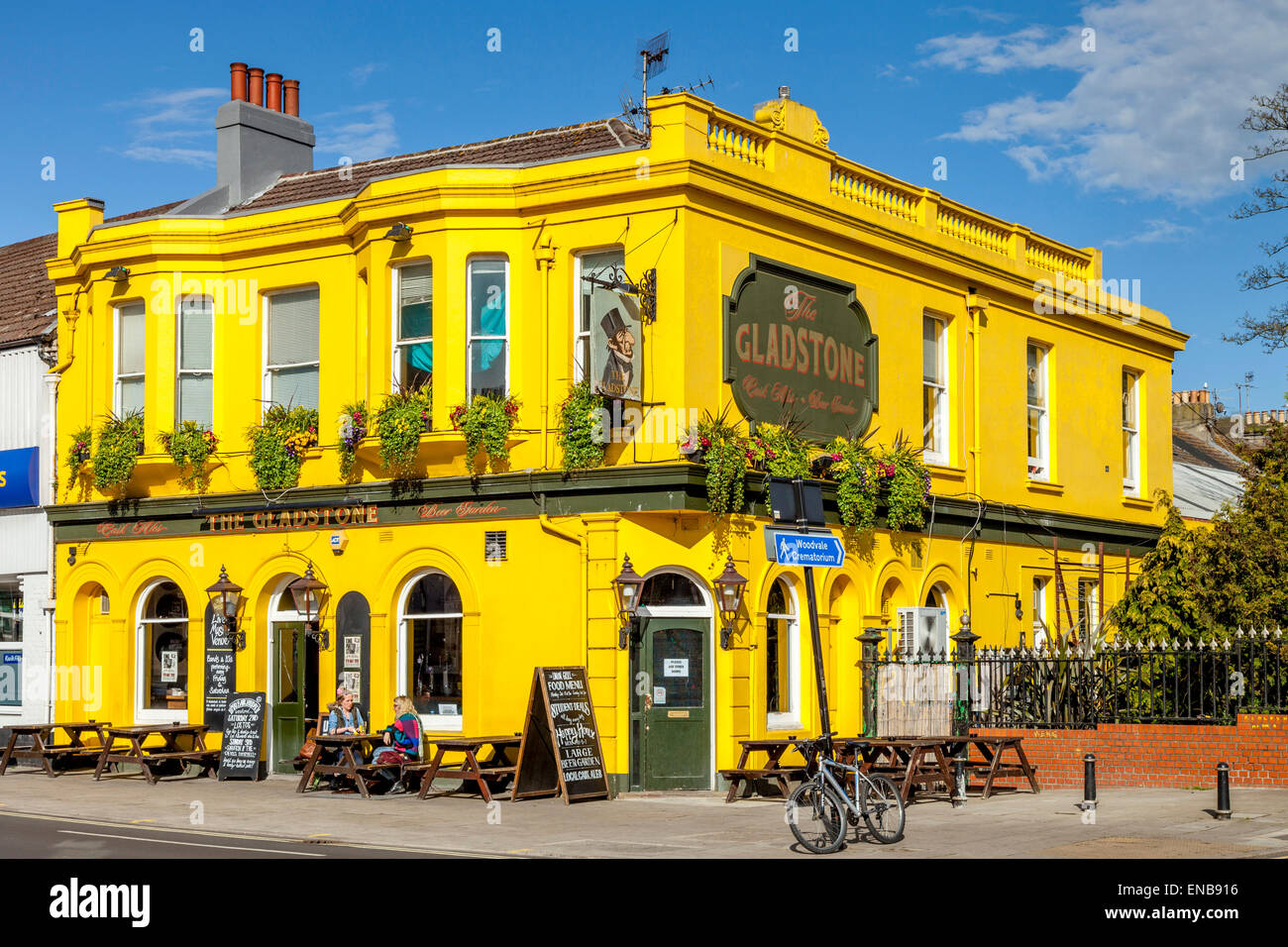 Pub colorés, Brighton, Sussex, UK Banque D'Images