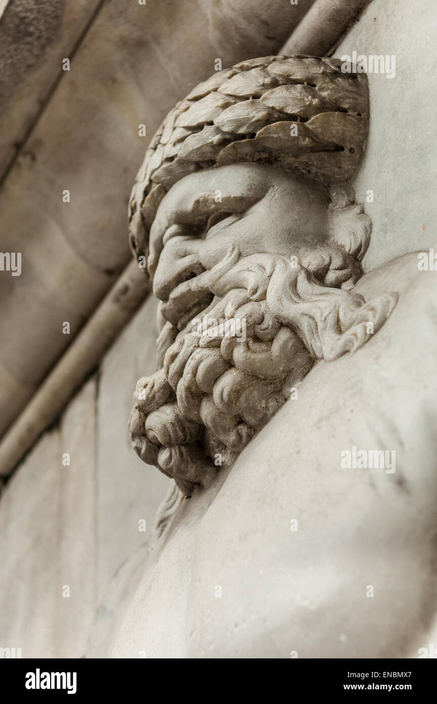 Sculpture à l'extérieur de la Galleria dell'Accademia Firenze, Italie Banque D'Images