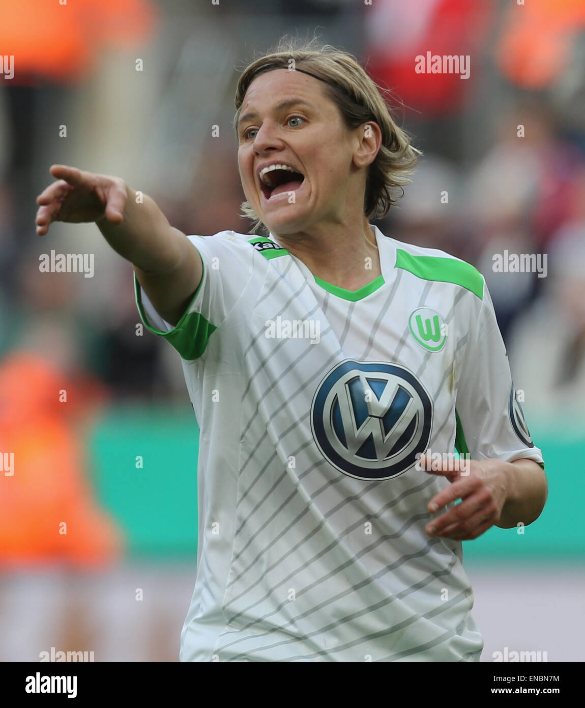 Cologne, Allemagne. 1er mai 2015. allemand womens soccer cup final, le FFC Turbine Potsdam vs VfL Wolfsburg : Martina Mueller (Wolfsburg). Credit : Juergen Schwarz/Alamy Live News Banque D'Images