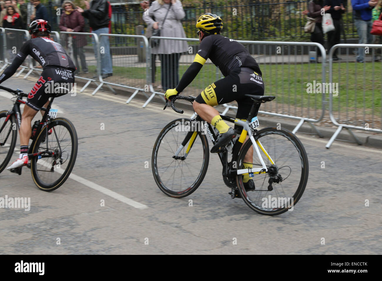 York, Royaume-Uni. 2 mai, 2015. 2 mai Jour 2 tour de course à vélo dans le Yorkshire York Crédit : Paul Whittle/Alamy Live News Banque D'Images