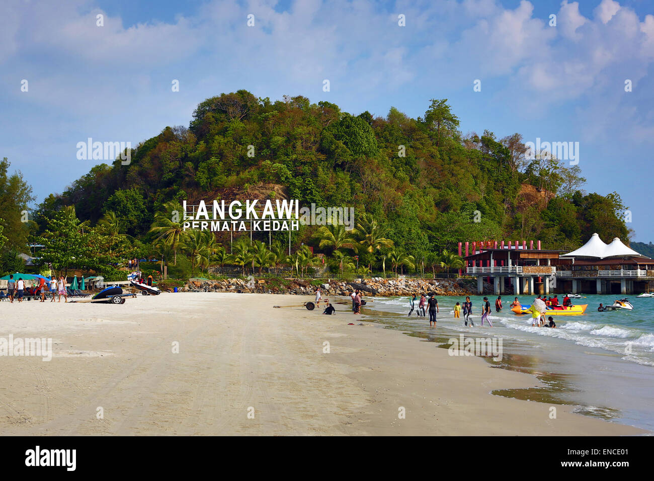 La plage de Pantai Cenang, Langkawi, Malaisie Banque D'Images