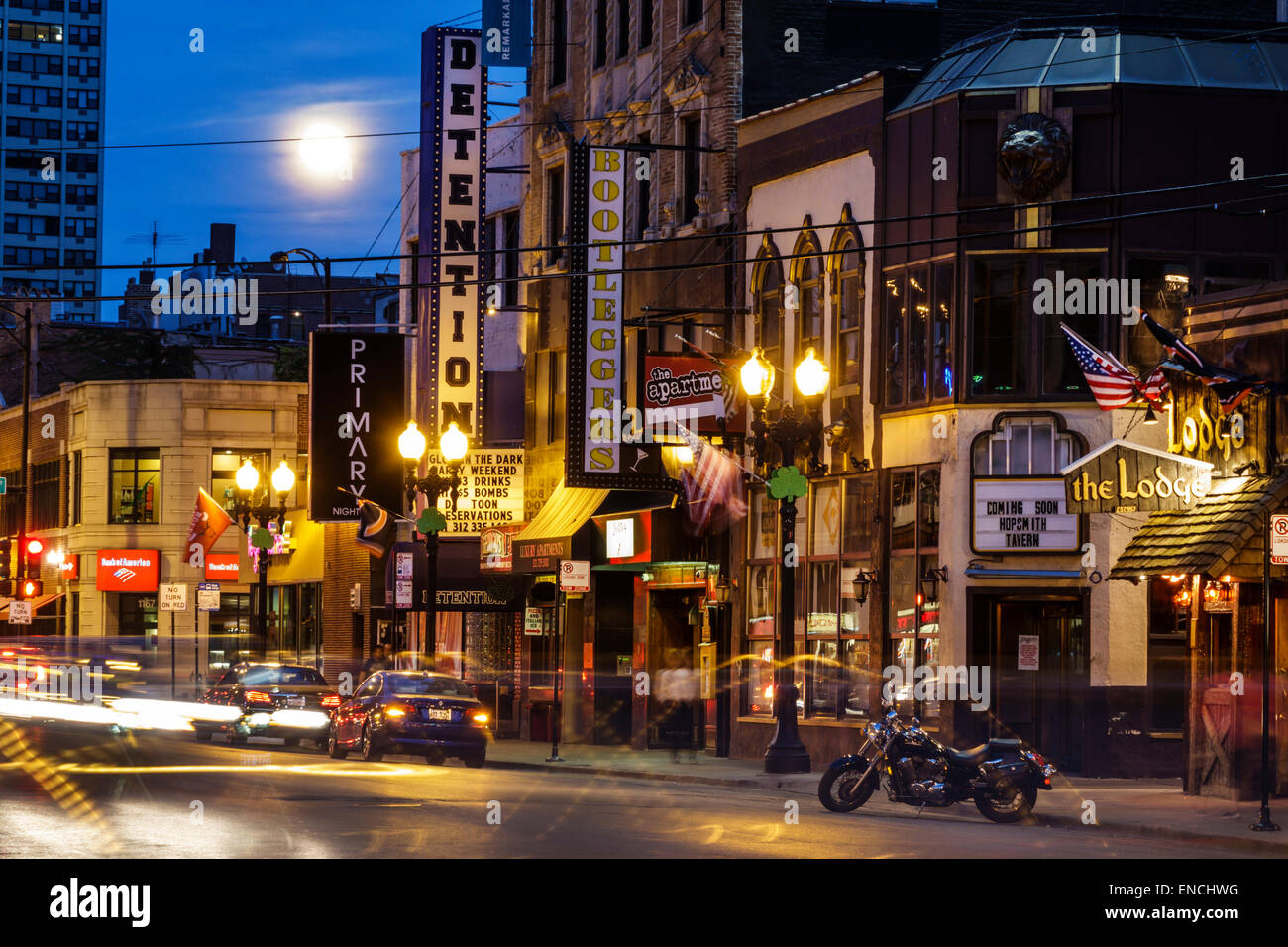 Chicago Illinois, Gold Coast Historic District, Division Street, quartier, vie nocturne nocturne après la nuit, bar bars lounge pub, détention Nightclub, Banque D'Images