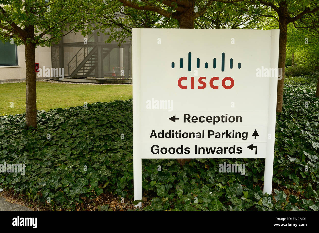 Une affiche à l'extérieur les bureaux de Cisco à la lecture. Banque D'Images