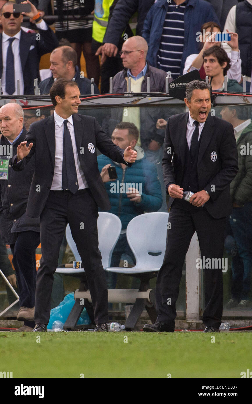 Massimiliano Allegri (Juventus), 2 mai 2015 - Football / Soccer : Italien 'Serie' une correspondance entre la Sampdoria 0-1 la Juventus au Stadio Comunale Luigi Ferraris de Gênes, Italie. (Photo de Maurizio Borsari/AFLO) [0855] Banque D'Images