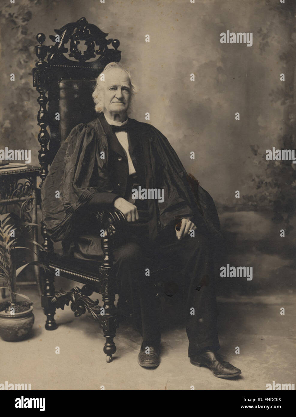 Ce portrait d'ira Lewis, réalisé à une date inconnue, capture sa ressemblance dans un style portrait traditionnel, soulignant l'identité personnelle du sujet et son importance historique. Banque D'Images