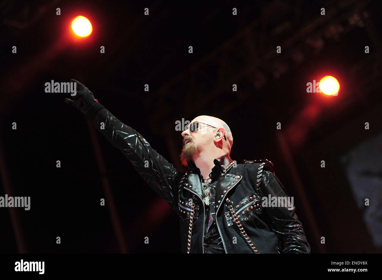 Buenos Aires, Argentine. 2 mai, 2015. Rob Halford, musicien et chanteur  britannique de Judas Priest, prend part à l''Monsters' Rock Festival, dans  la ville de Rock, dans la Villa Soldati, à Buenos