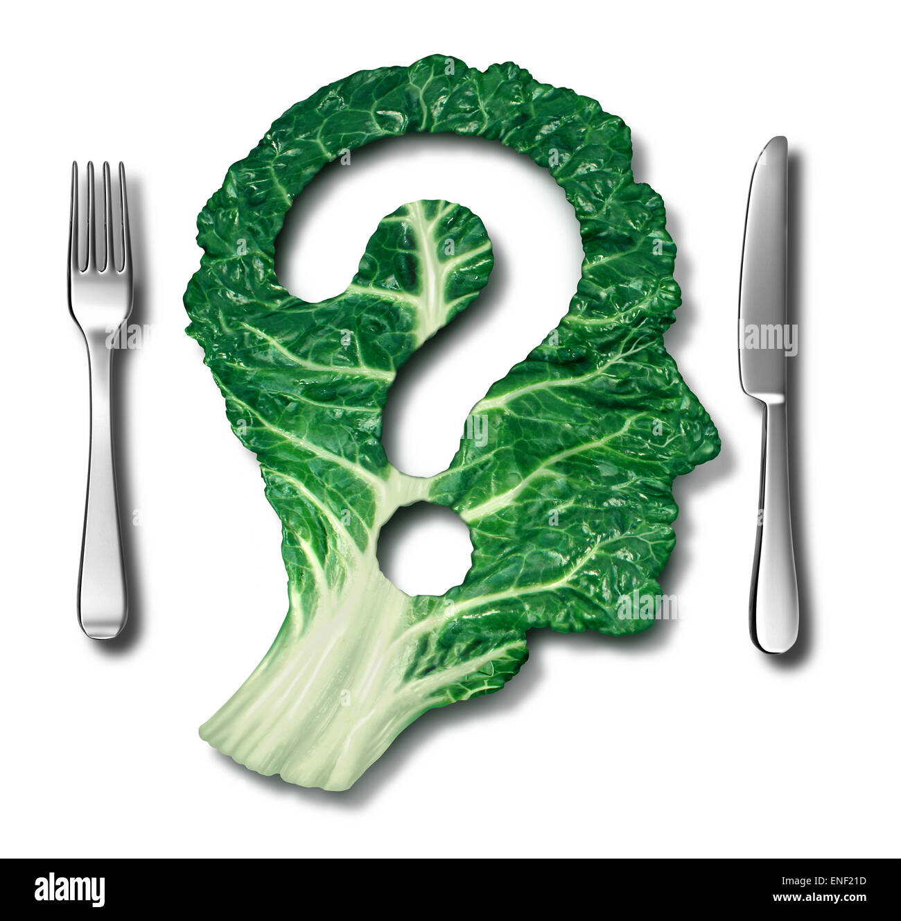 Et questions sur l'alimentation saine alimentation vert concept comme les légumes en forme de point d'interrogation comme un symbole de bonne santé de manger des aliments riches en fibres et de l'information sur les produits de la nutrition dans un dîner place réglage sur blanc. Banque D'Images