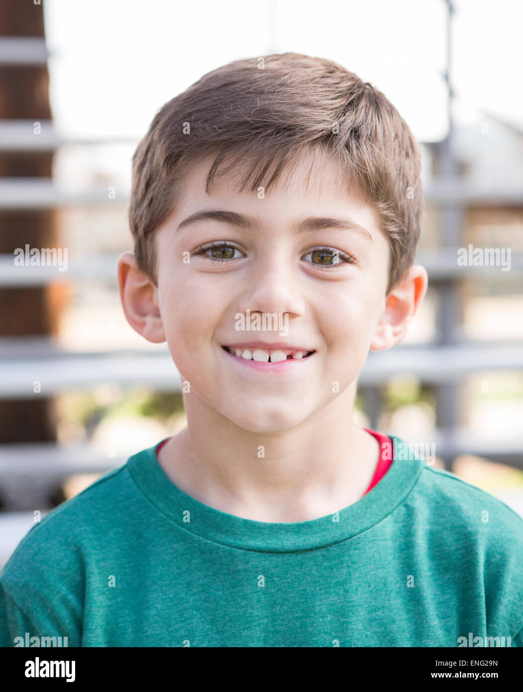 Close up of Caucasian boy smiling Banque D'Images