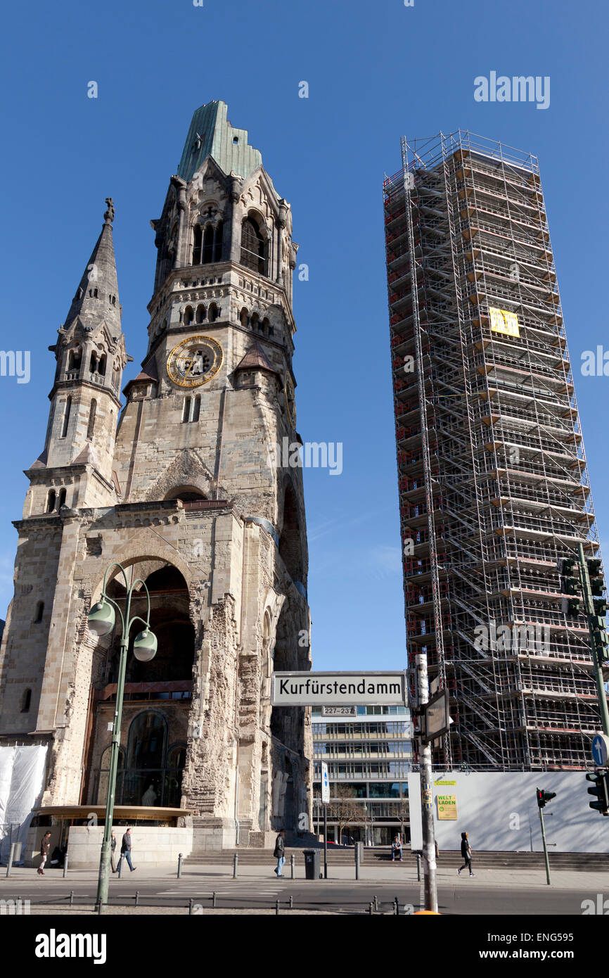 Die le kaiser Wilhelm gedachtnis kirche au Kurfürstendamm dans la capitale allemande Berlin Banque D'Images