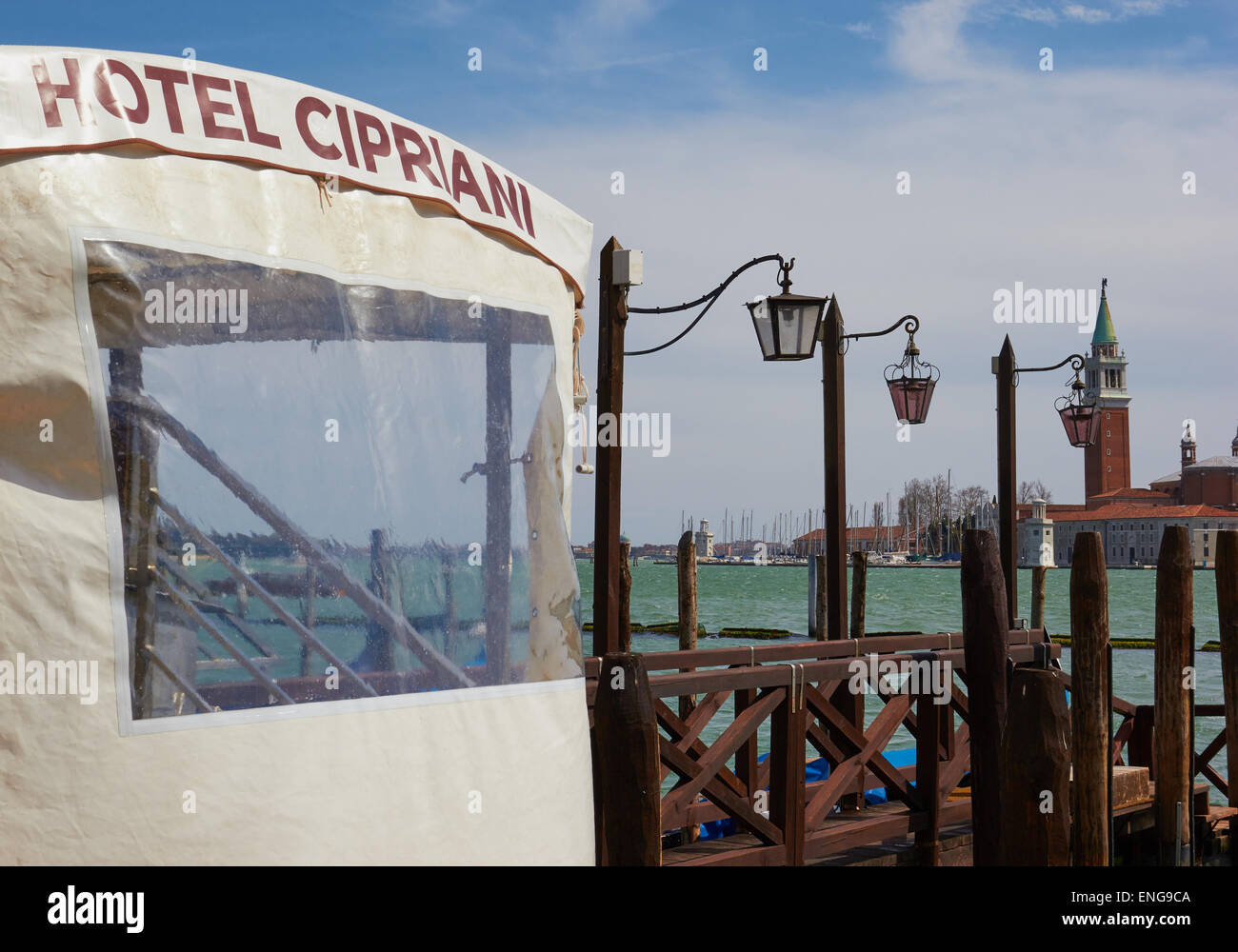Le point d'embarquement de bateau pour les clients de l'hôtel Cipriani légendaire Venise Vénétie Italie Europe Banque D'Images