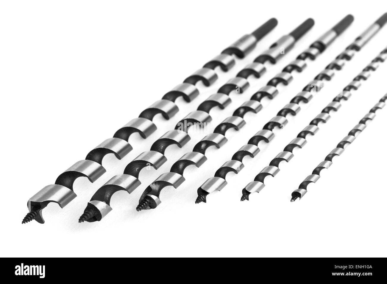 Gros plan des vis d'isolé sur fond blanc Banque D'Images