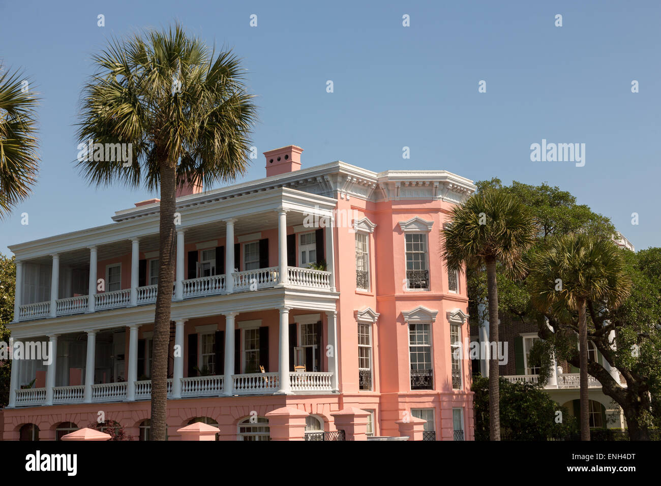 Le John Ravenel Maison également connu sous le nom de Palmer Inn sur la batterie dans la ville historique de Charleston, SC. Banque D'Images