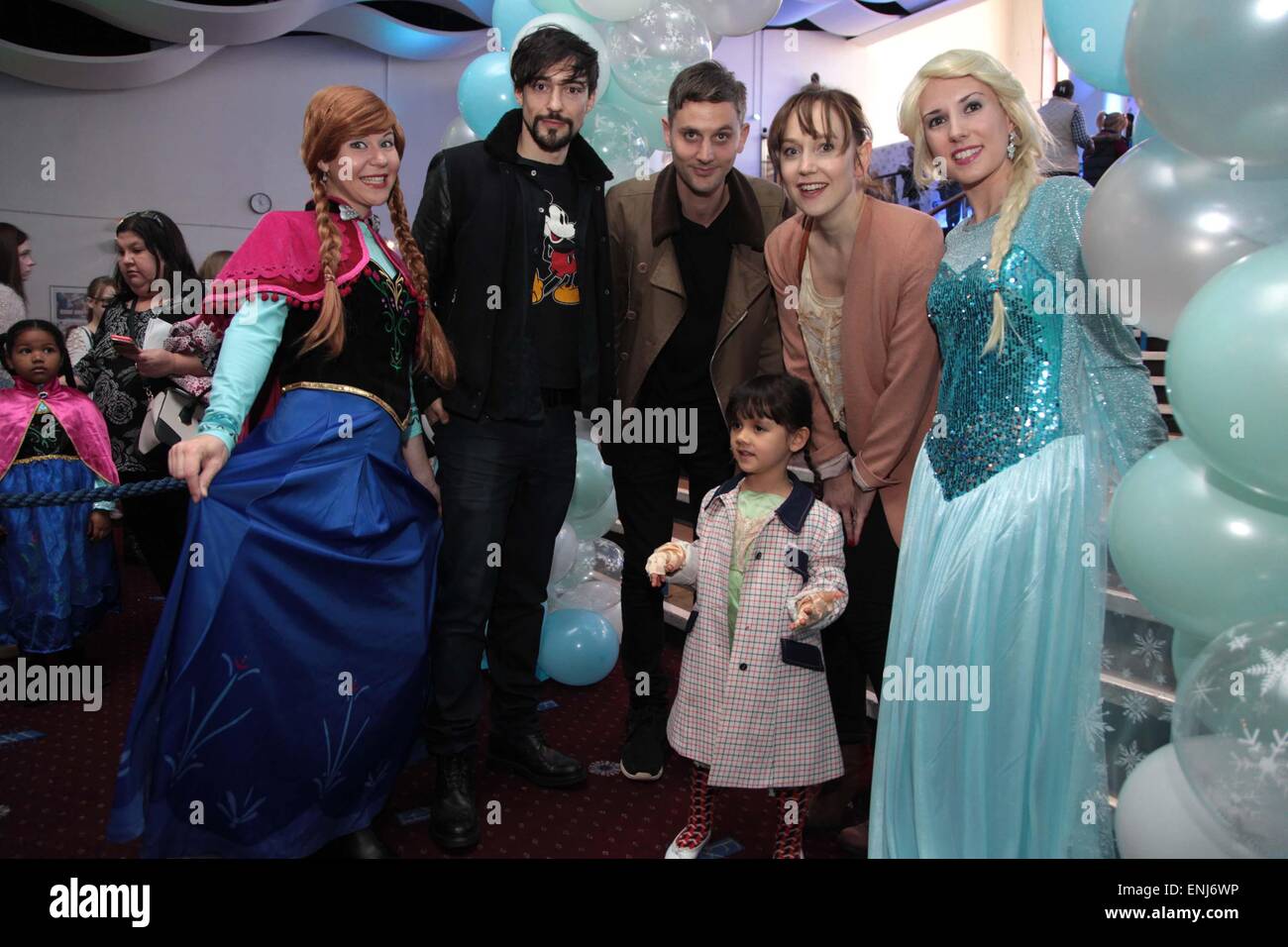 "Gelé" sing-a-long à Fairfield Halls, Croydon comprend : Hattie Morahan,Jodie Johnson Où : London, Royaume-Uni Quand : 01 Nov 2014 Banque D'Images