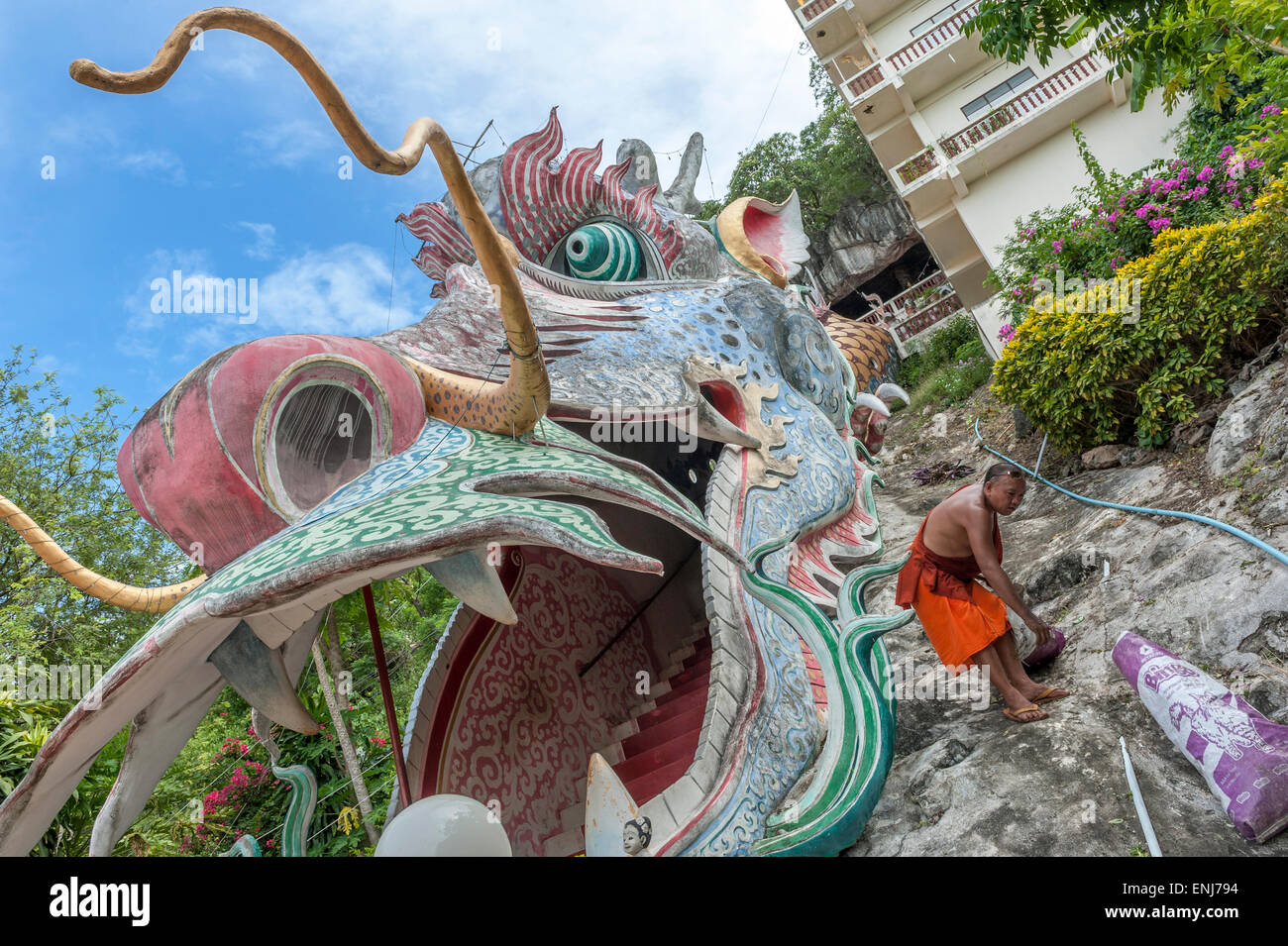 Wat Ban Tham ou le Temple du Dragon. Kanachanaburi. Thaïlande Banque D'Images