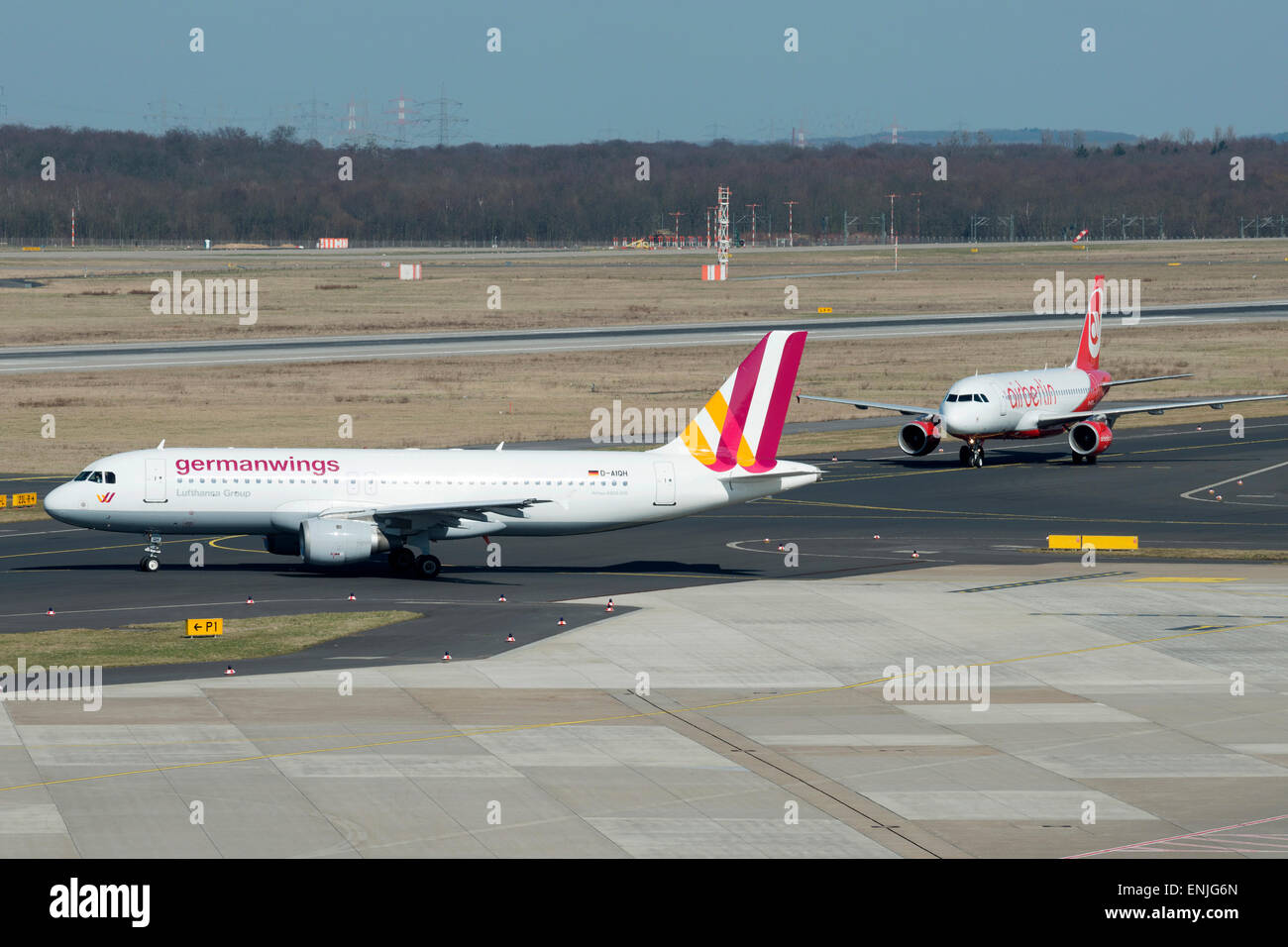 & Germanwings Airberlin des avions de ligne, Düsseldorf, Allemagne. Banque D'Images