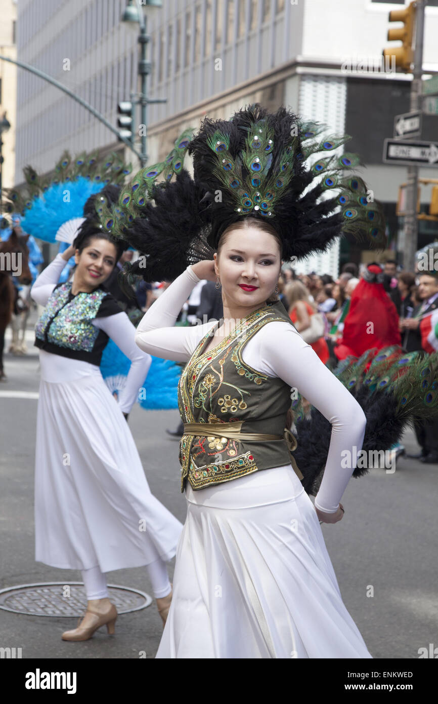 Le défilé annuel de Persan sur Madison Avenue à New York célèbre Norouz, le nouvel an marque le premier jour du printemps. Le Norouz avec Banque D'Images