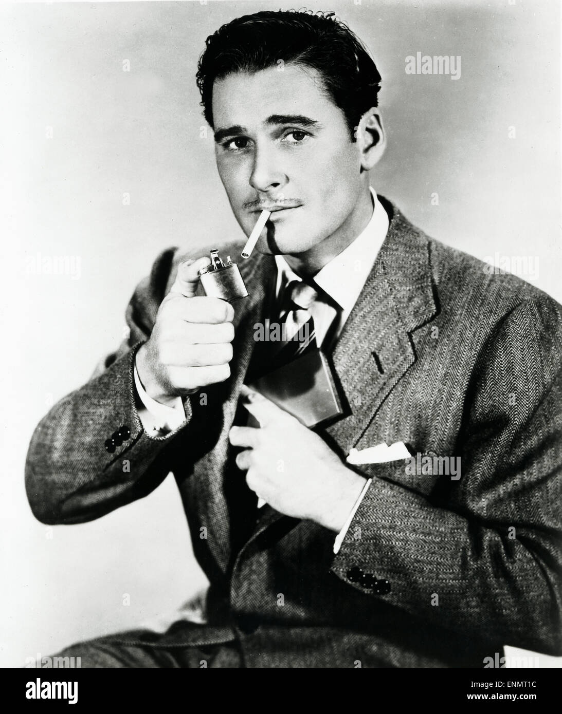 Der US-amerikanische Acteurs et Actrices Errol Flynn dans den 1940er Jahren. Banque D'Images