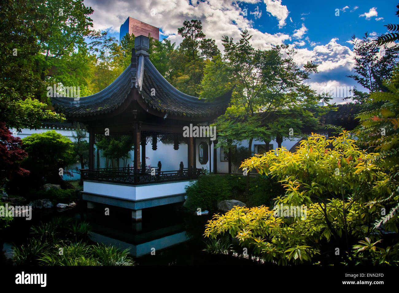 La pagode à Jardin Chinois Lan Su à Portland, Oregon. Banque D'Images